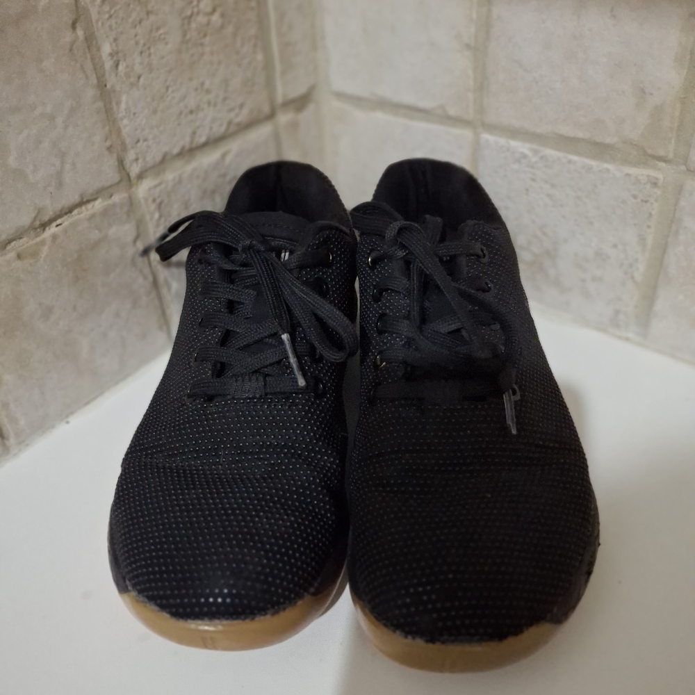 Nobull Gum Sole Black Sneaker Shoes Size 8